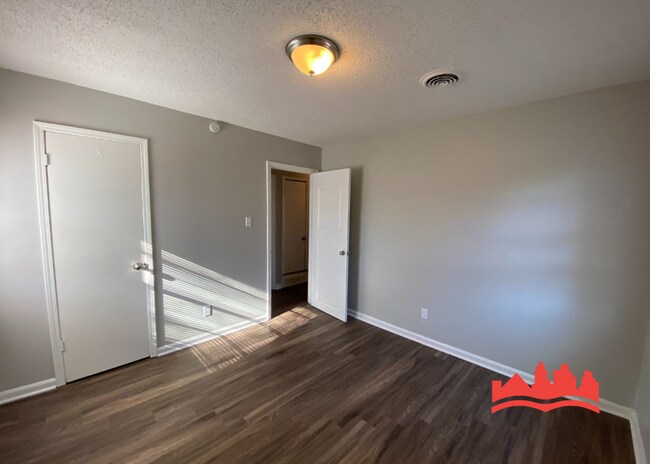 Foto del edificio - 745 Harahan Rd