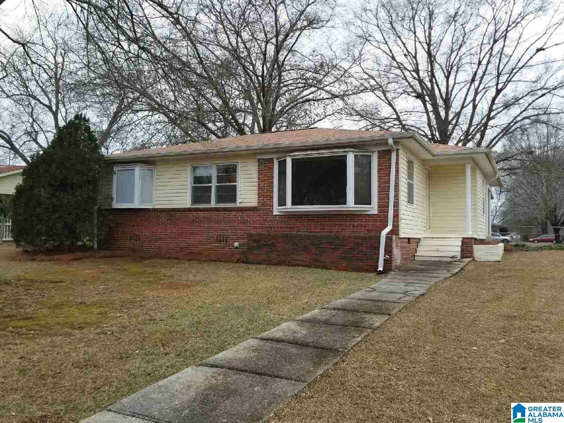 Foto principal - 1218 Colonial Ave