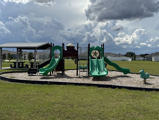 Foto del edificio - 105 Towns Cir