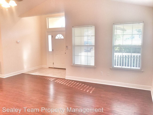 Building Photo - 3341 Addison Ln