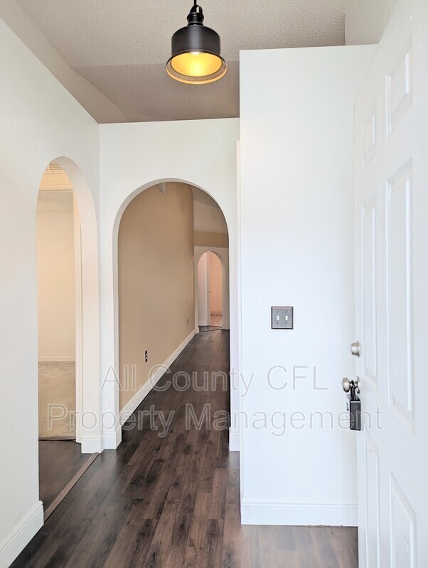Building Photo - 750 Welch Hill Cir