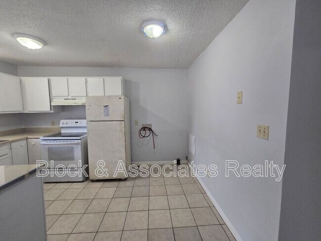 Foto del edificio - 2704 Ingram Rd
