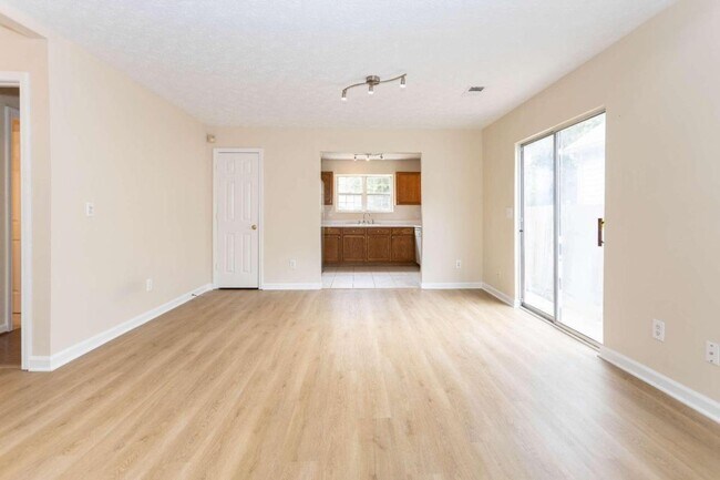 Foto del edificio - 2197 Asquith Ave SW