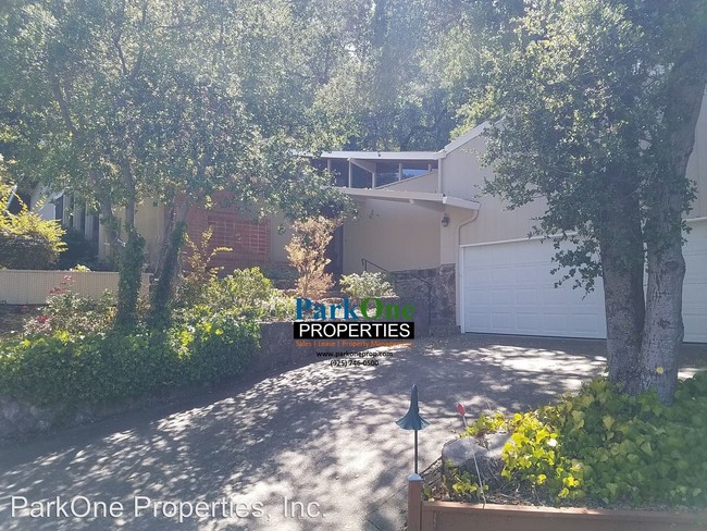 Building Photo - 4 br, 2 bath House - 43 Berkeley Ave