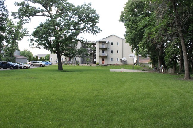 stone court apartments rentals ames ia apartments com