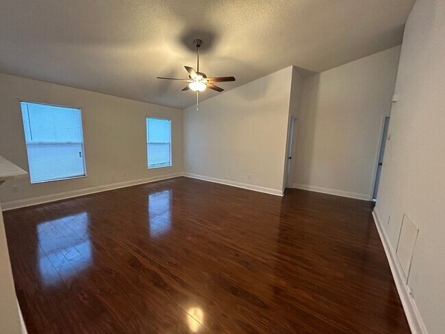 Foto del edificio - 3643 Old Hammock Rd