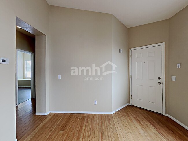 Foto del edificio - 923 S Balboa Drive