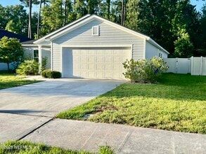 Building Photo - 12300 Cherry Bluff Dr