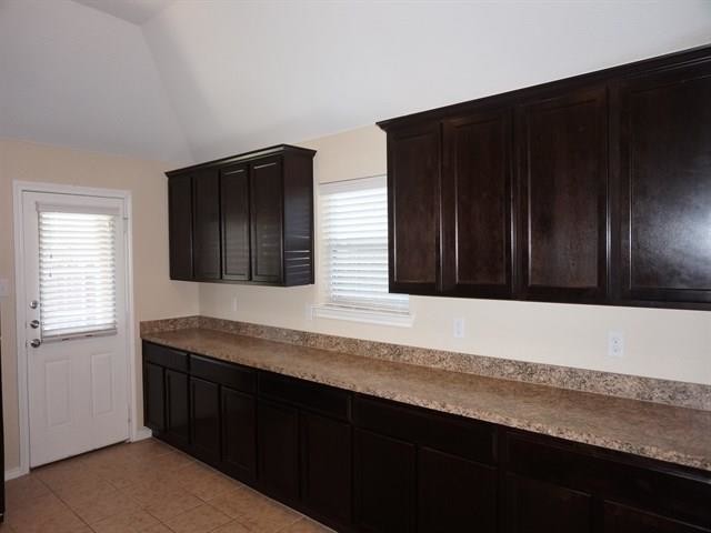 Building Photo - 5537 Thunder Bay Dr