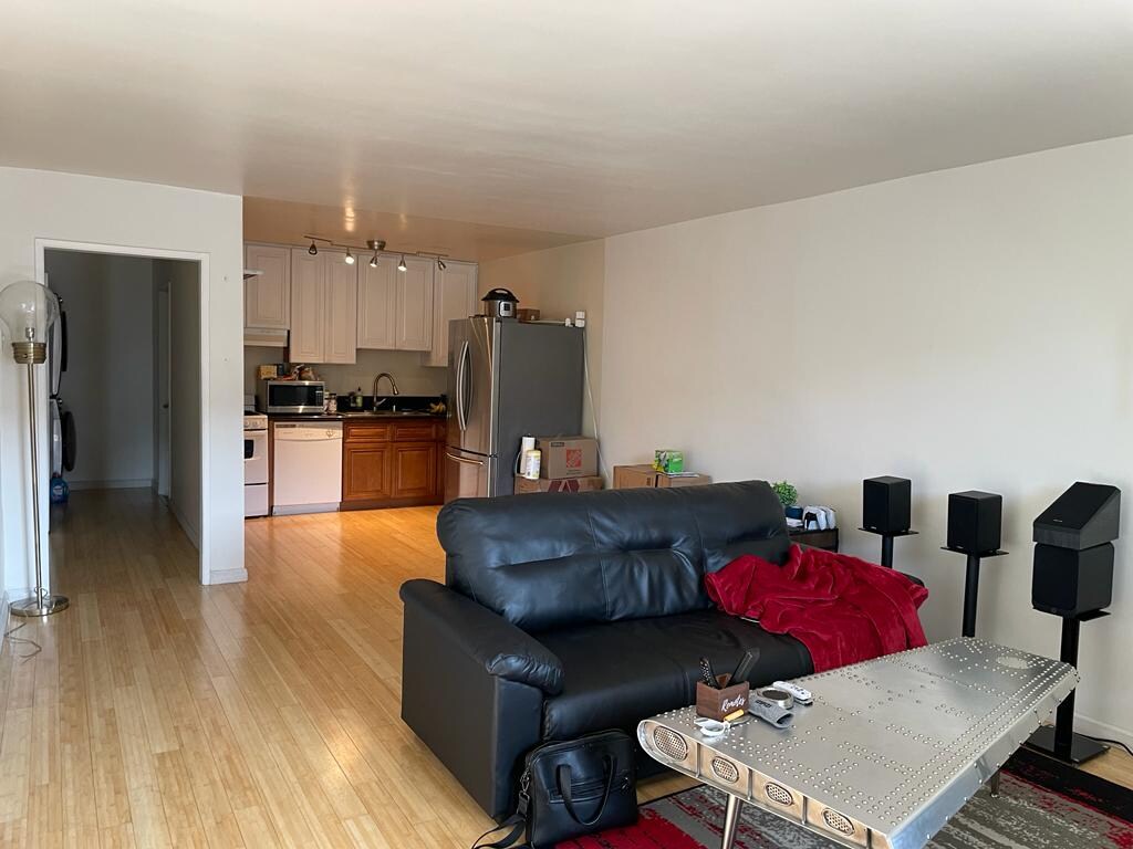 Foto principal - 3813 Huron Ave