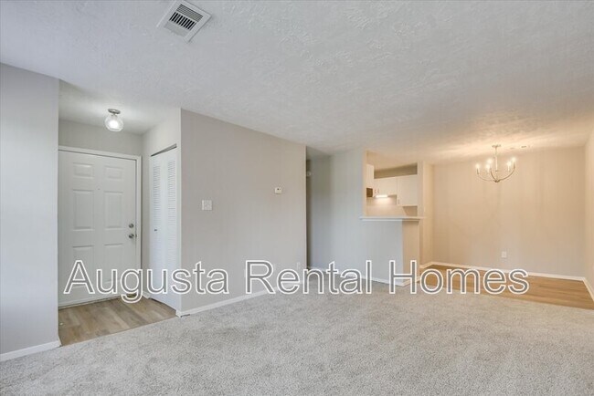 Building Photo - 2515 Center West Parkway - 3F