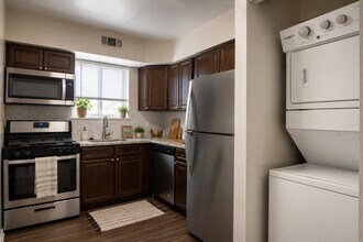 Building Photo - Glen Ridge Apartment Homes