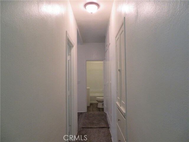 Foto del edificio - 704 S Howard St