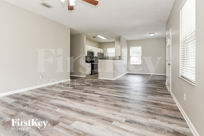 Building Photo - 3207 Rosselle St