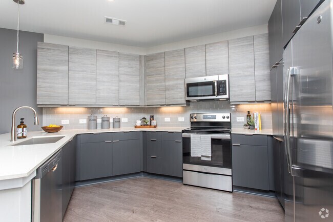 Interior Photo - The Jade at Avondale