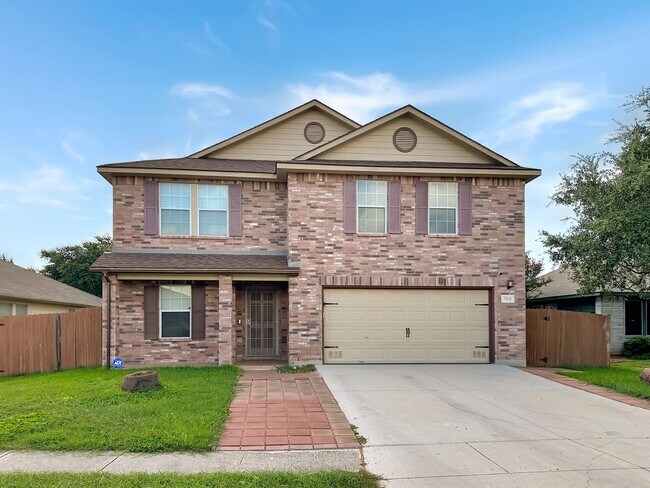 Photo - Spacious 5-Bedroom Retreat with Oversized ... House