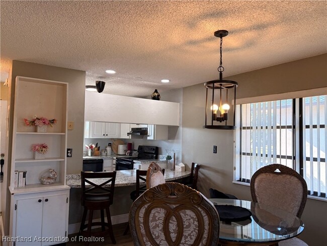 Foto del edificio - 106 Fairway Ct