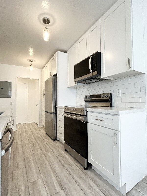 Foto principal - 1849 S Bentley Ave