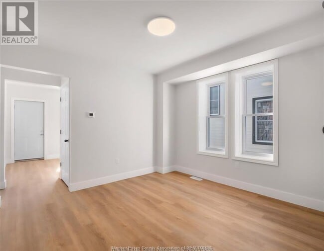 Building Photo - 1080 Niagara St