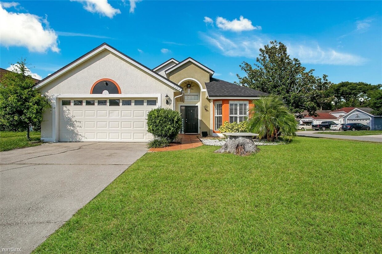 Primary Photo - 4 br, 2 bath House - 7302 R Marseille Circle