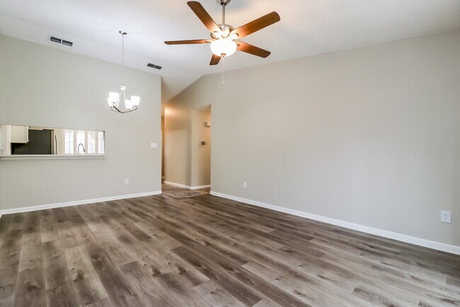 Foto del edificio - 1717 Cinnabar Ct