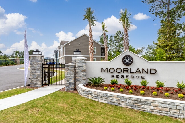 Vista de letreros. - Moorland Reserve Townhomes