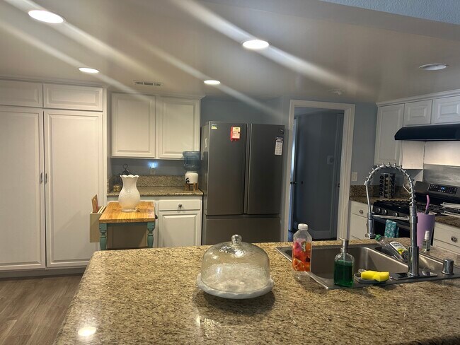 Foto del edificio - 435 Willapa Ln