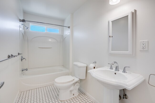 Foto del edificio - 2439 S Burnside Ave