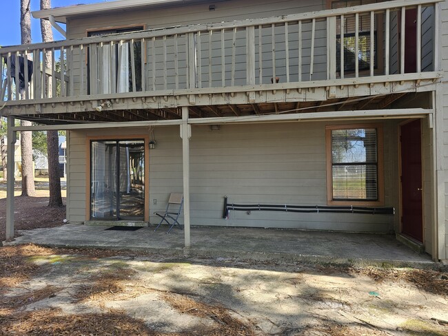 exterior - rear patio - 2811 Langley Ave