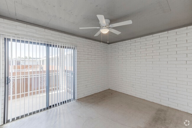 1 habitación, 1 baño - 560 pies cuadrados - Dormitorio - Luna Bear Arcos