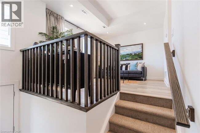 Building Photo - 70 Kenesky Dr