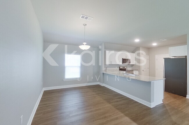 Building Photo - 22863 Monterey Ave