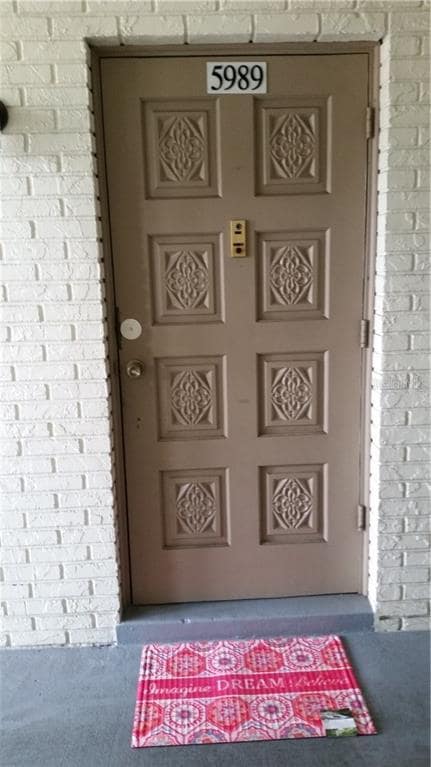 Foto del edificio - 5989 Village Cir S