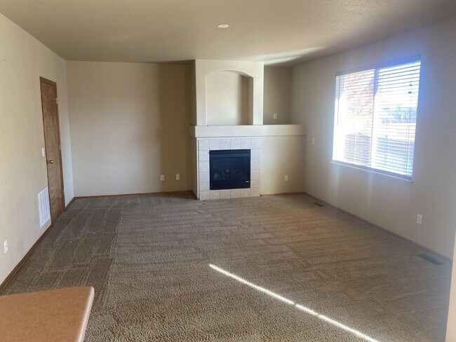 Foto del edificio - 12140 S Grass River Ct
