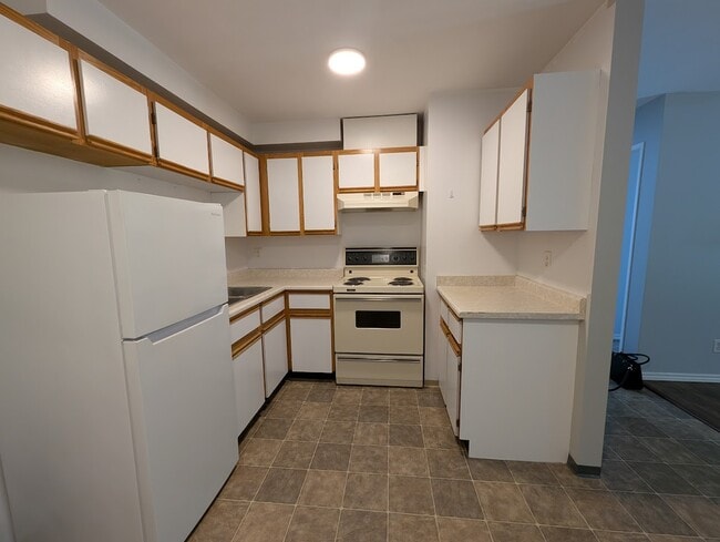 Building Photo - 45669 McIntosh Drive110