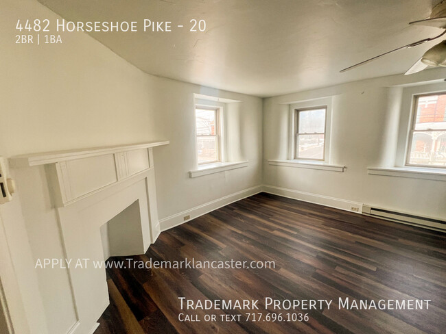 Building Photo - Spacious 2 Bedroom Apartment