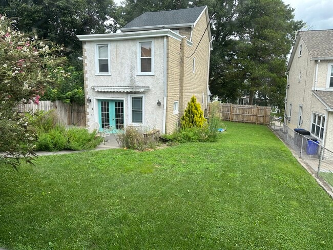 Photo - 231 E 6th Ave House