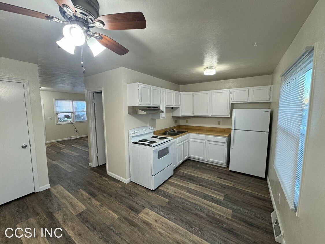 2 br, 1.5 bath Apartment Townhouse 3 lev... Apartment for Rent in