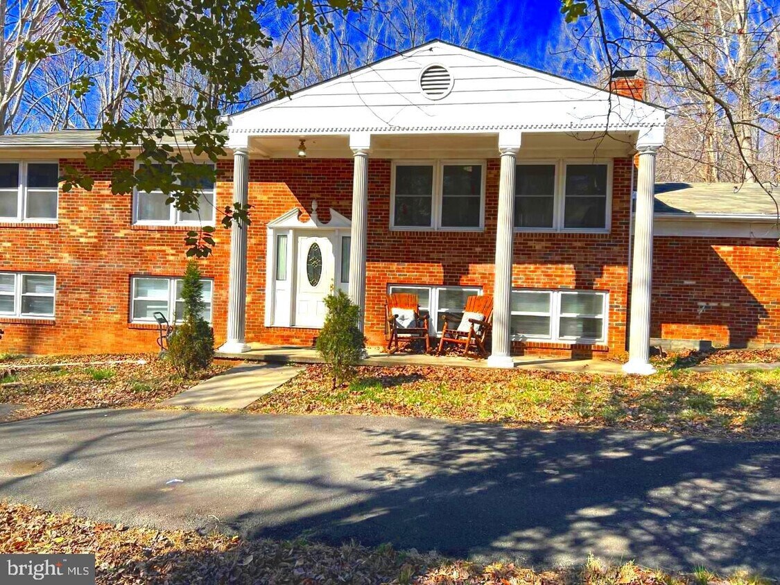 12718 Kahns Rd, Manassas, VA 20112 House Rental in Manassas, VA