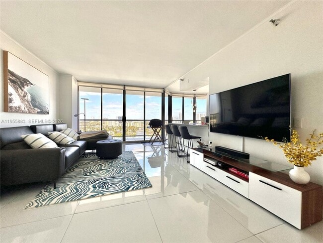 Foto del edificio - 3640 Yacht Club Dr