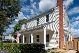 Building Photo - 205 Canal St