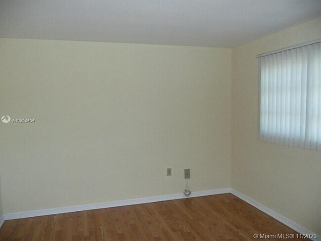 Building Photo - 7560 SW 82nd St