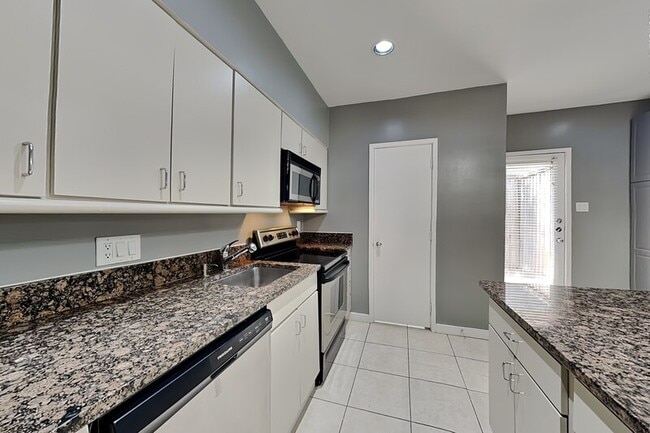Building Photo - 4241 Buena Vista St