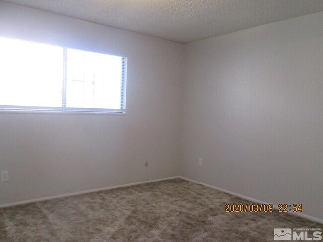 Foto del edificio - 795 Forest St