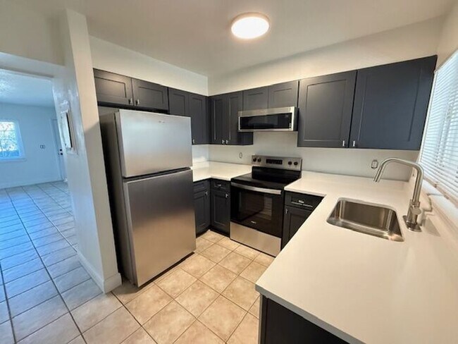Foto del edificio - 2/1.5 Winter Springs Townhome with screen patio