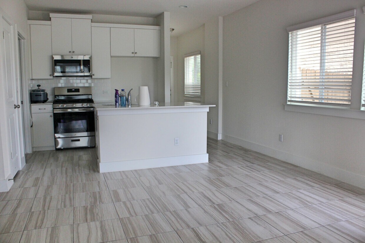 Foto principal - 513 White Steppe Way