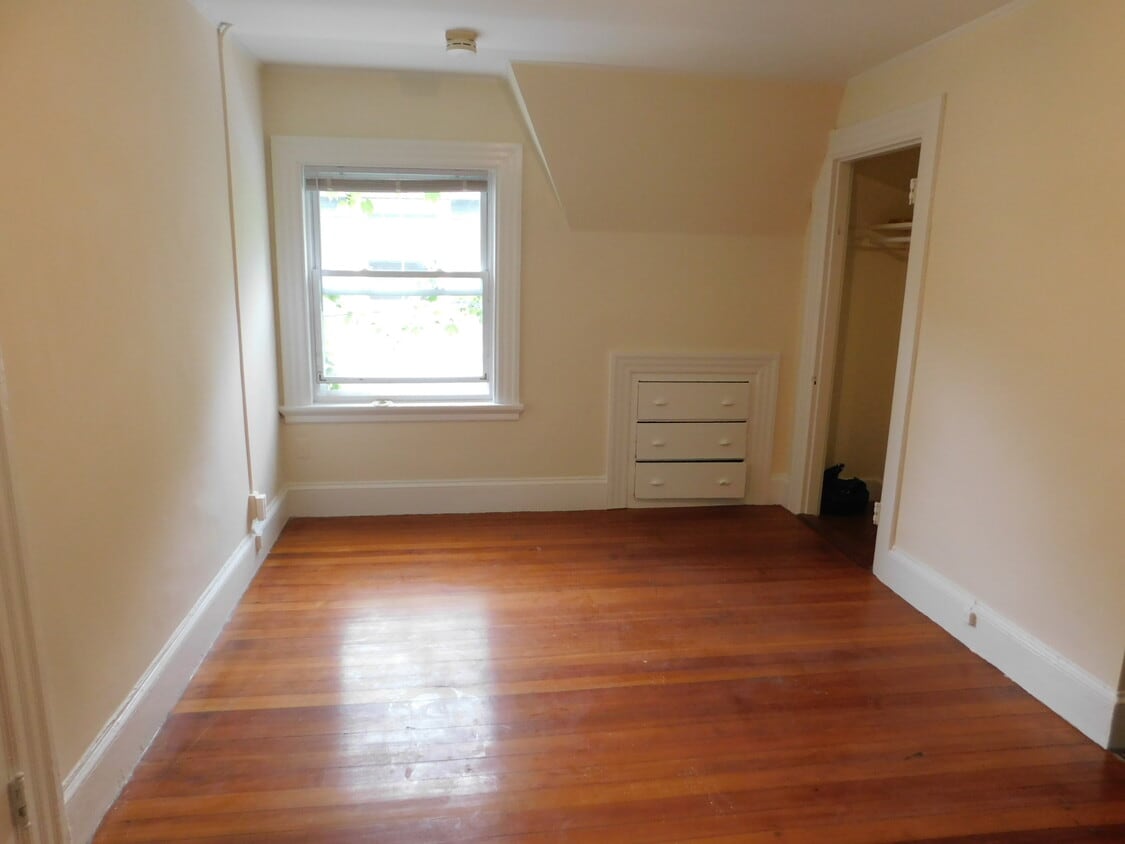 Primary Photo - 15 Prentiss St