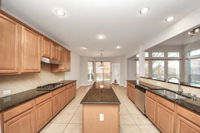 Foto del edificio - 4422 Roundtree Ln