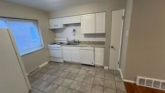 Building Photo - 448 Eichelberger St
