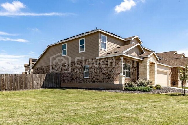 Building Photo - 1872 Sadie Lark Ln